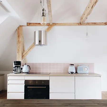 Haus August Apartamento *